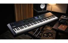 Профессиональная сценическая клавиатура Kurzweil SP8: новинка в UPsound!